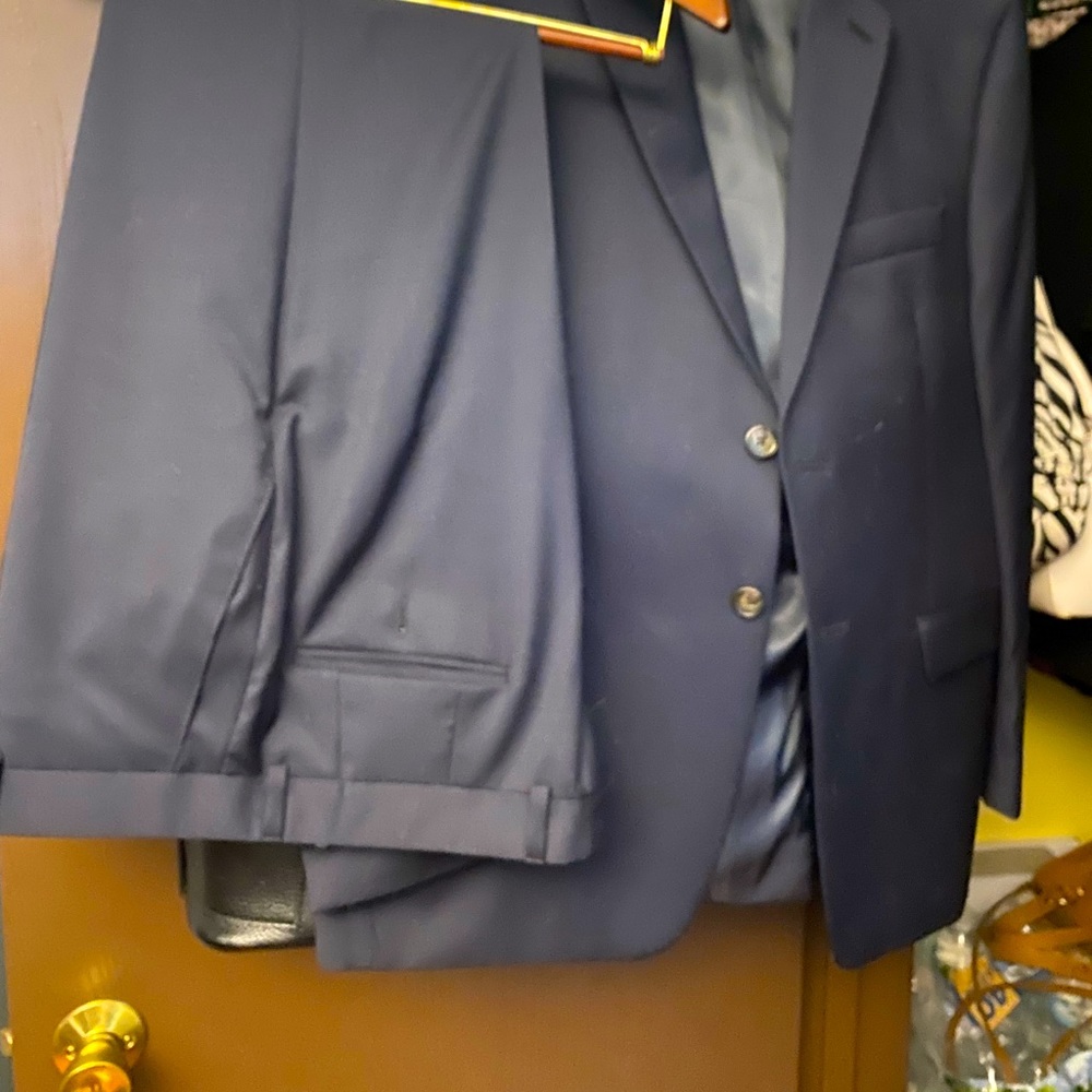 Men’s suit